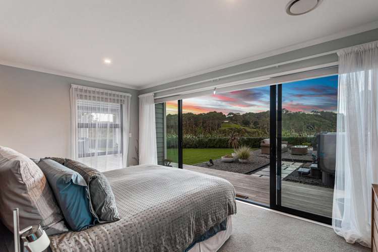 22 William Blake Way Riverhead_11