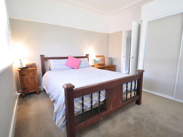 16 Percy Street Akaroa_3