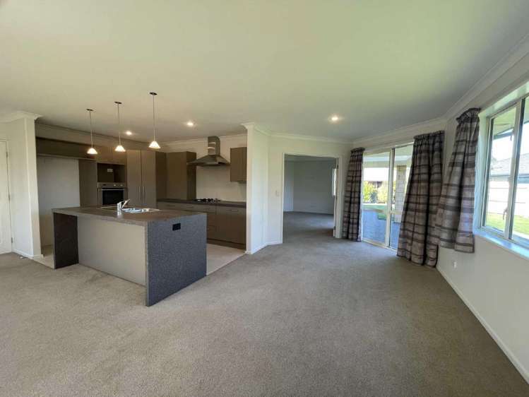 3a Perrin Place Darfield_3