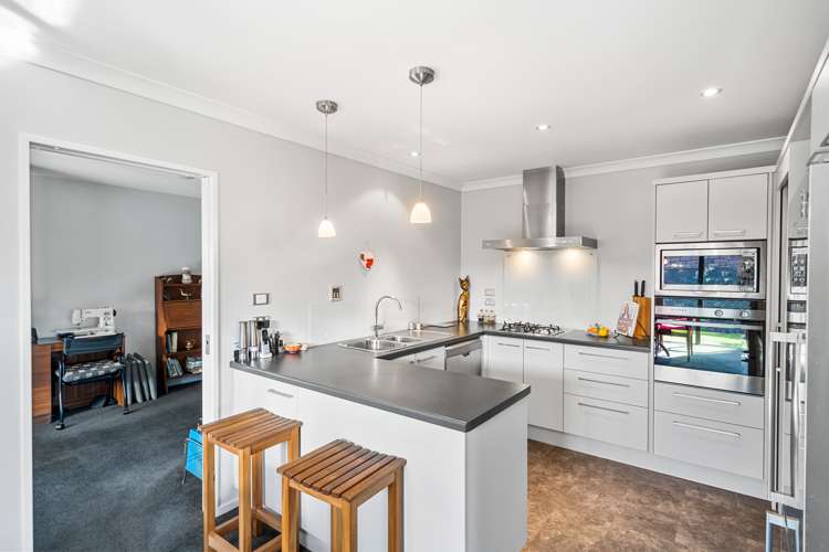 79 Heathridge Place Lincoln_5