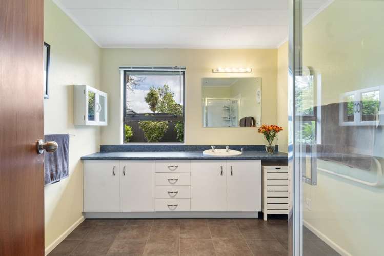 18 Clifton Terrace Fitzherbert_17