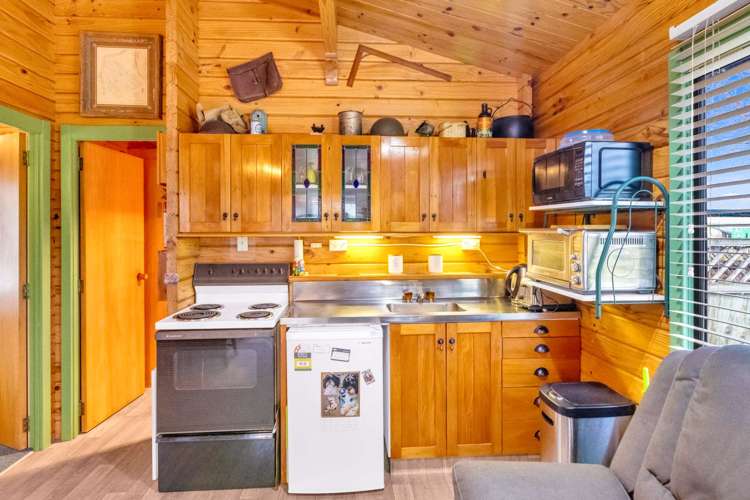 39 Newburn Street Waikaia_7