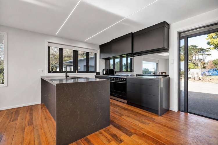 1384 Egmont Road Egmont Village_19