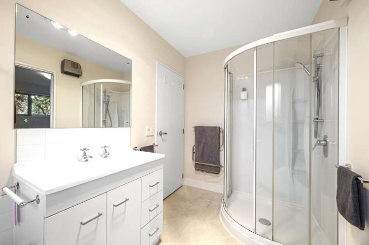 104A Hills Road Edgeware_14