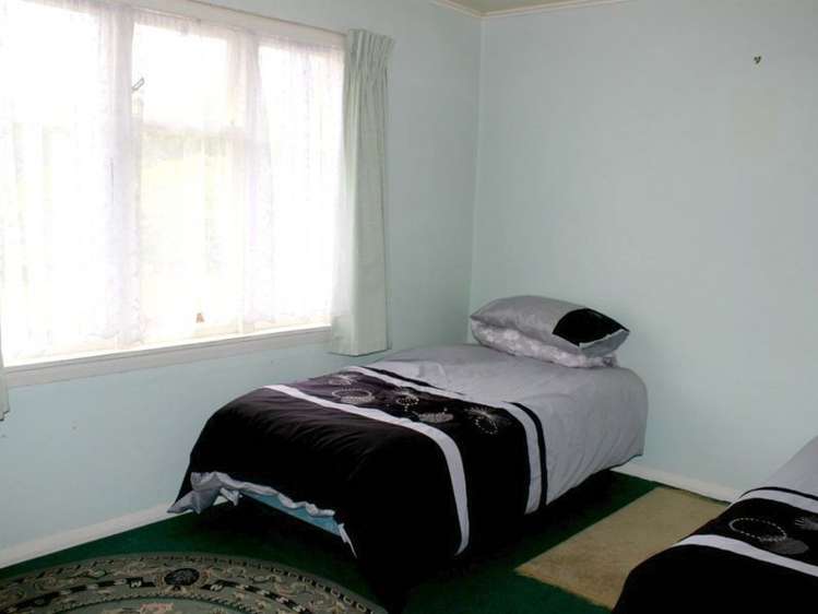 35 Clifton Avenue Carterton_5