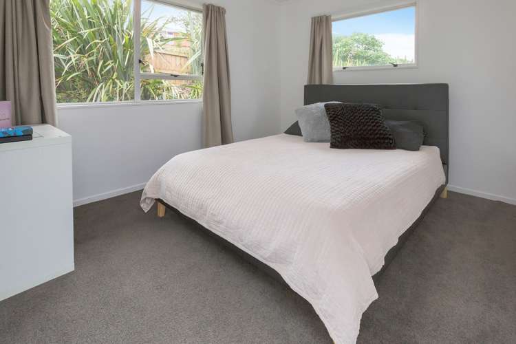 9 Montague Place Onerahi_15