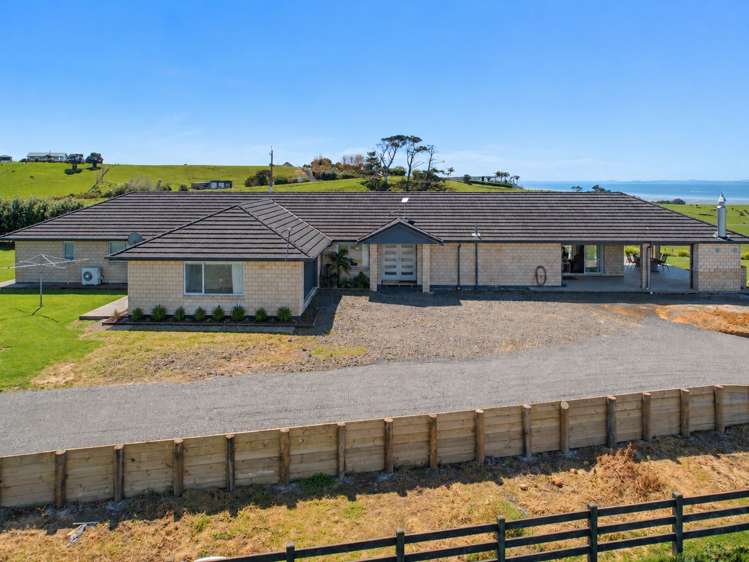 96 A Renall Road Pollok_34