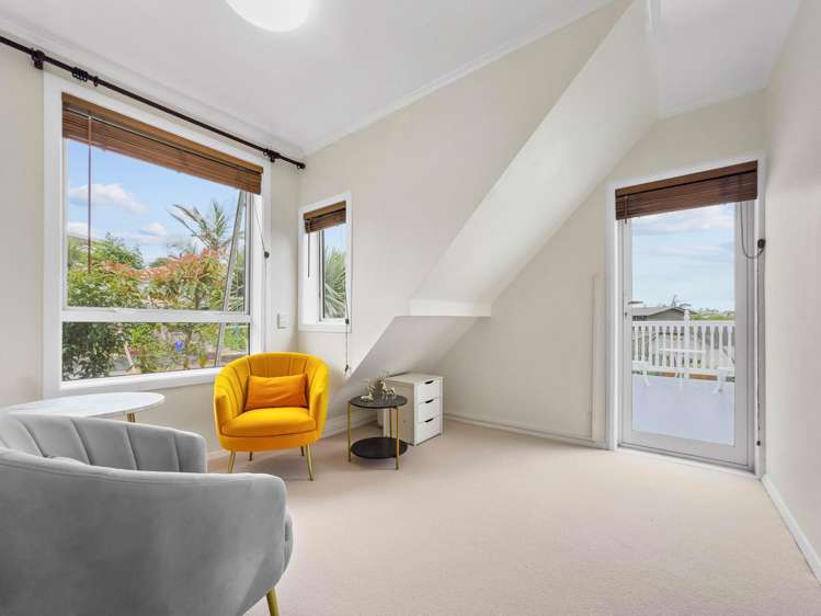 73C East Coast Road Castor Bay_34