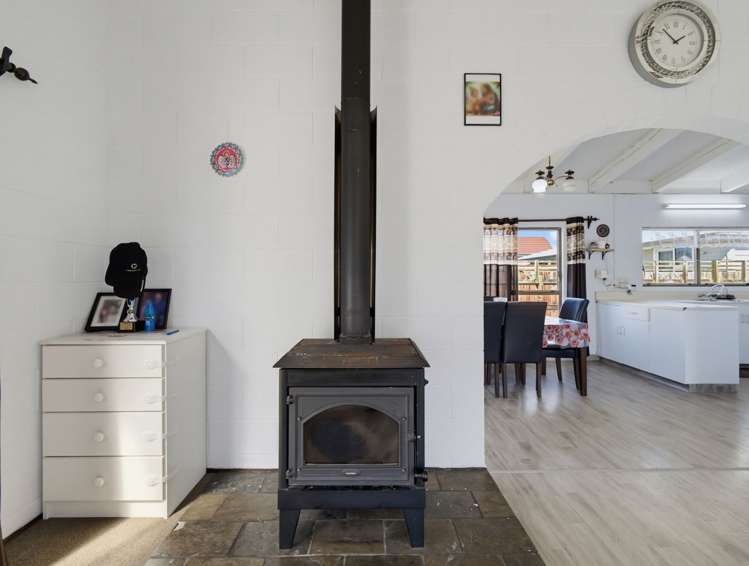309 Frederick St West Mahora_8