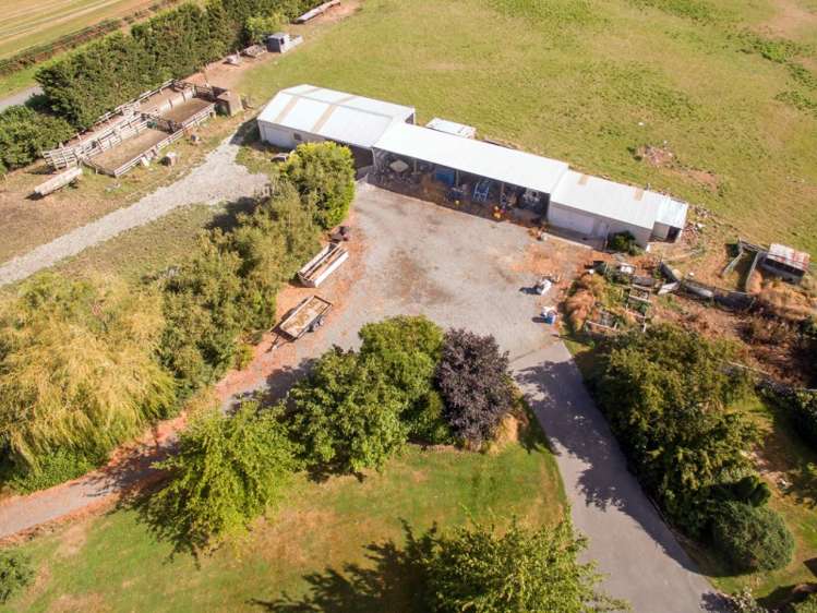 1298 Stanley Road Elgin_3