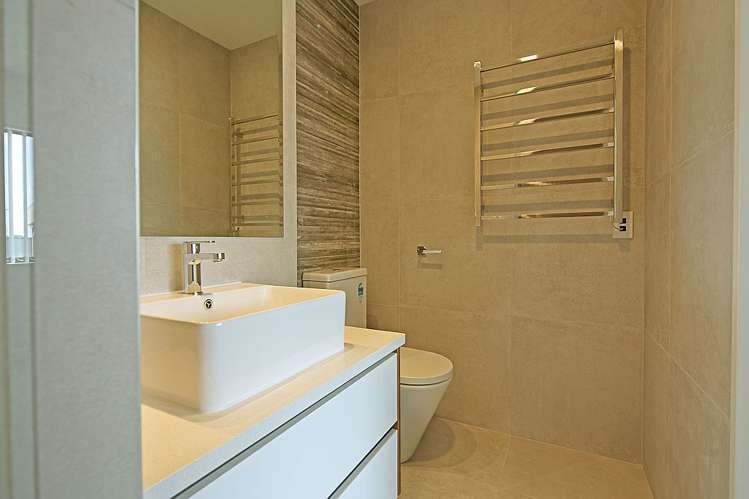 1 Meritage Lane Te Atatu South_10