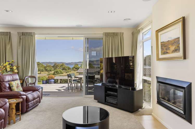 30 Kurapoto Lane Rainbow Point_6