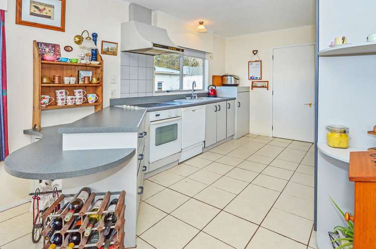 10 Bertram Road Kawakawa Bay_2