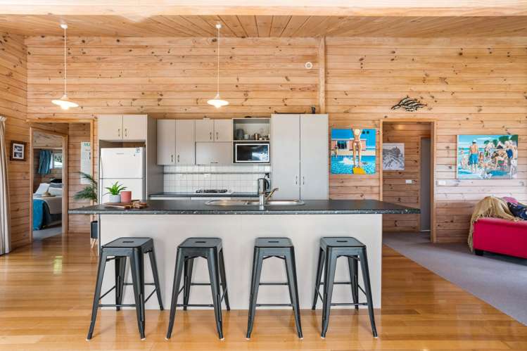 41 Holland Close Pauanui_10