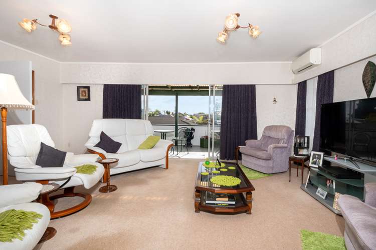 12 Taitua Drive Te Atatu South_5