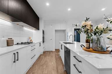 20 HELENVALE CRESCENT_4