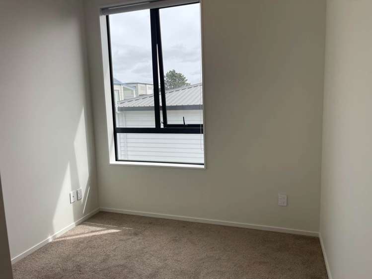 84 Alton Avenue Hillcrest_14