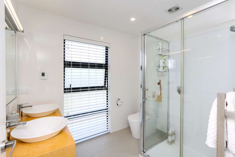 51 Poplar Grove Whalers Gate_7