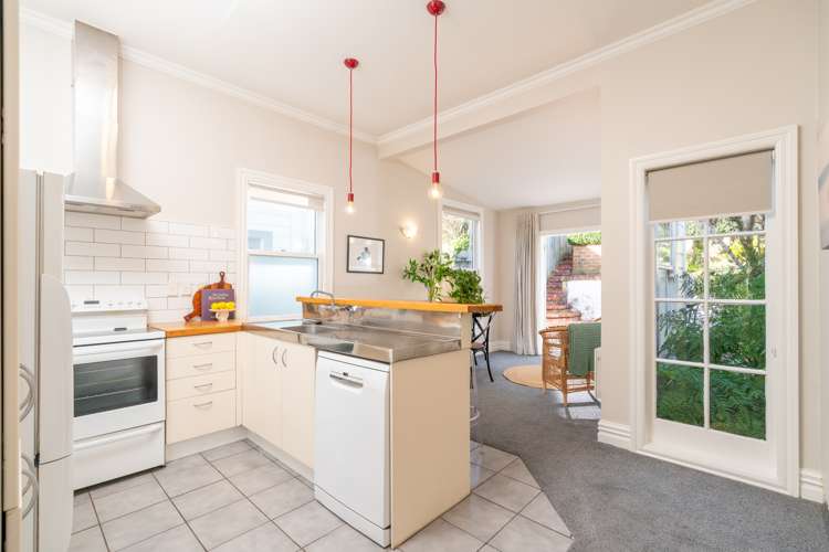 9 Royal Street Berhampore_7