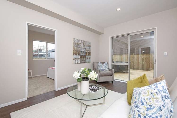 19 Lisnoble Road Flat Bush_14