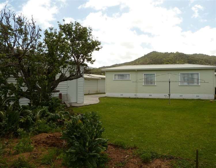 21 West Crescent Te Puru_23