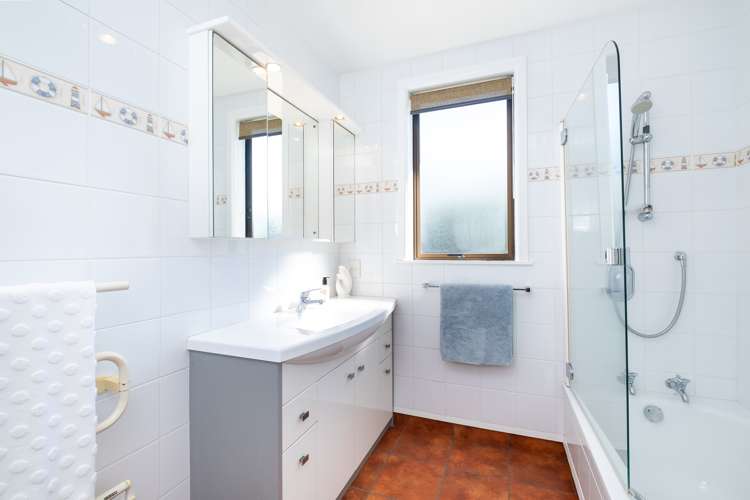 71 The Esplanade Westshore_14