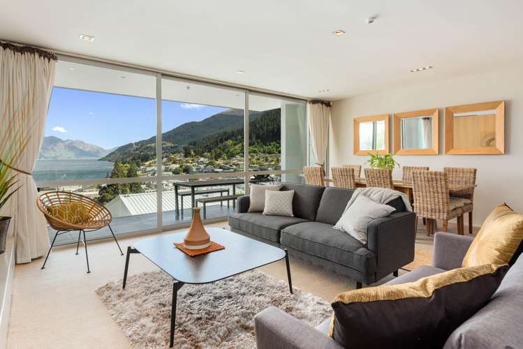 14/60 Hallenstein Street Queenstown_7
