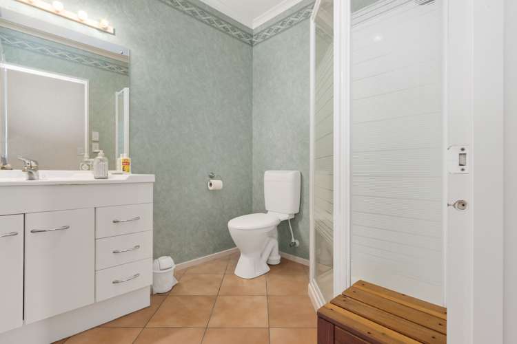 11a Cumberland Rise Taradale_17