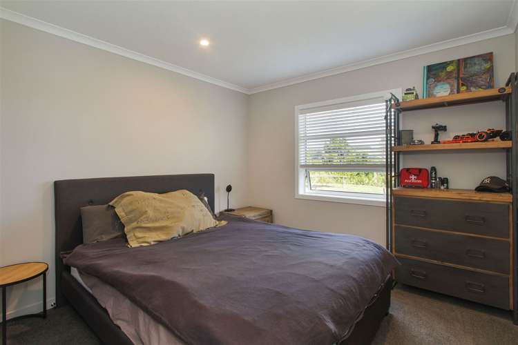 20 Niccone Place Bombay_15