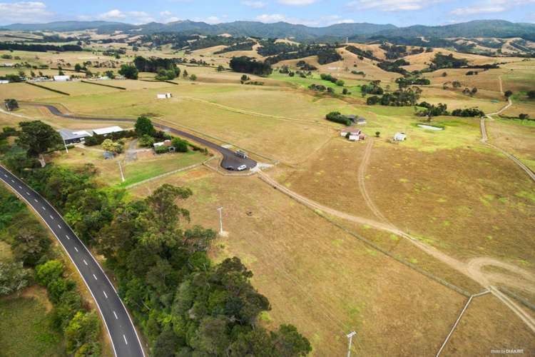 6 Ebner Place Kaiaua_5