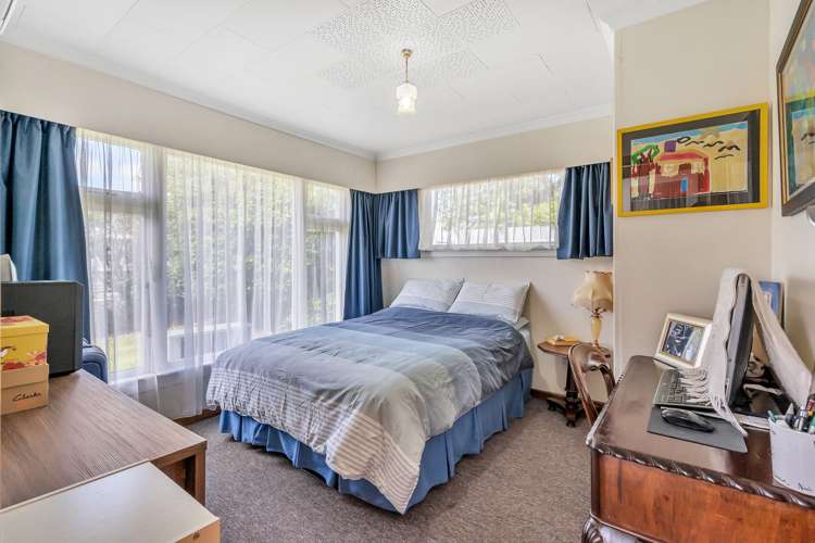 586 Tay street Hawthorndale_10