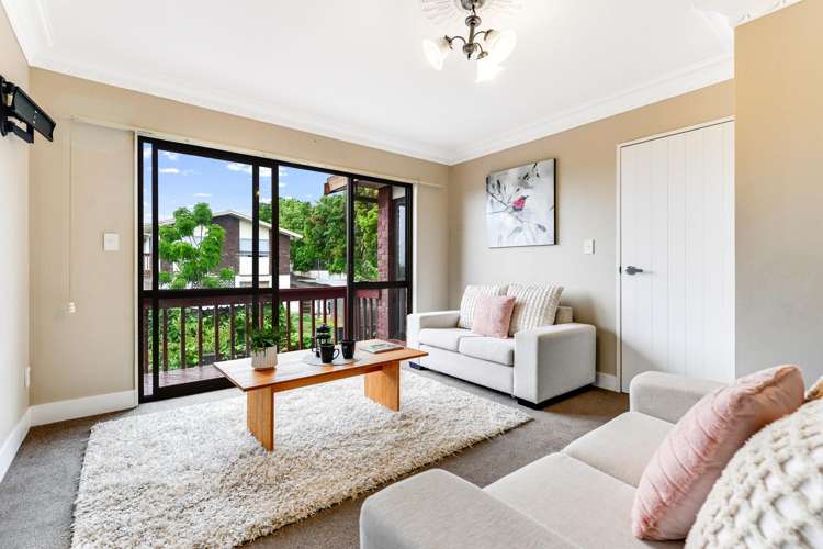 16 Glendale Drive Dinsdale_4