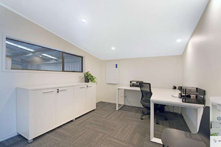 89 Henderson Valley Road Henderson_6