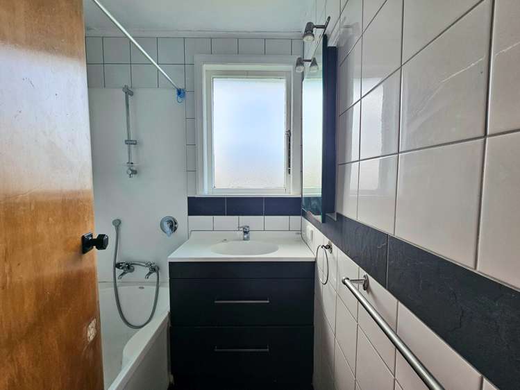 42 Hendersons Line Marton_1