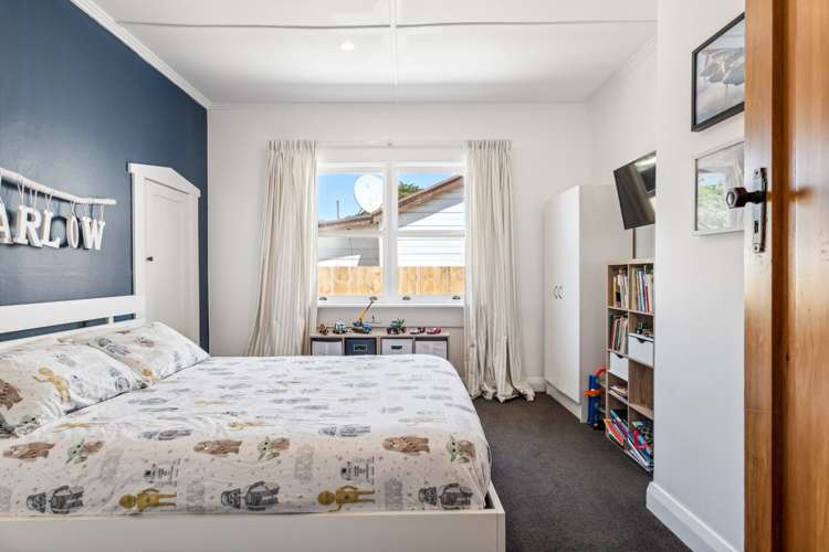 12 Dickson Street Kaiti_18