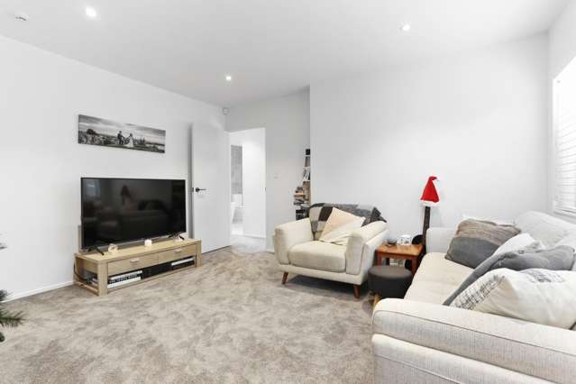 2/2A Crown Street Royal Oak_3