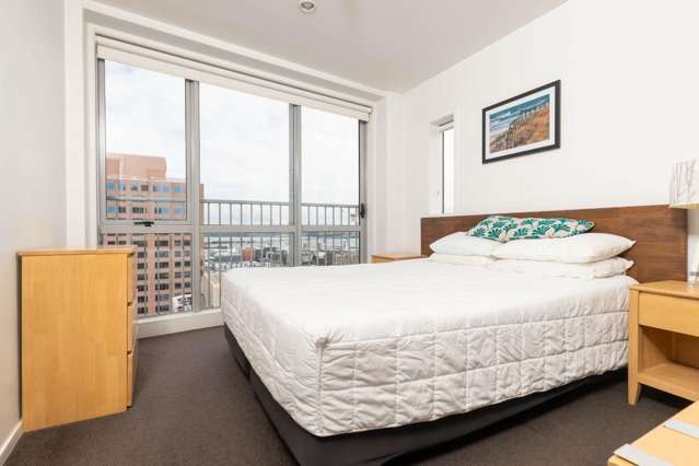 2102/74 Albert Street 10015_2