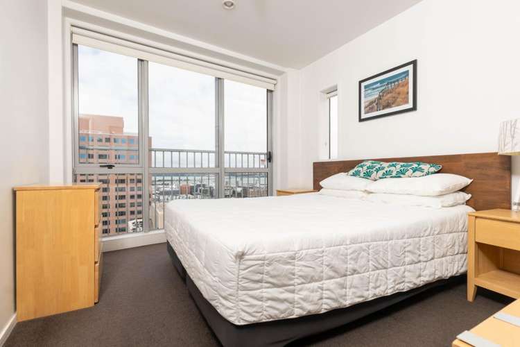 2102/74 Albert Street 10015_2