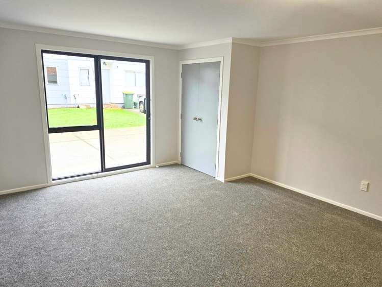 70 Clevedon Road Papakura_13