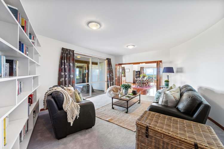 1 Watlings Place Kennedys Bush_13