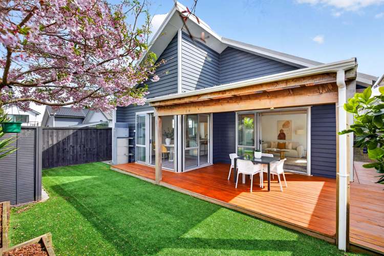 8 Poaka Road Hobsonville_1