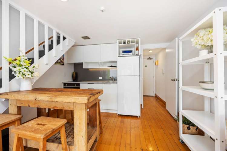 2/12 East Street Newton_5