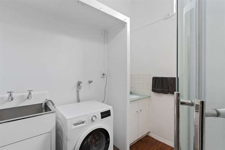 2/422 Armagh Street Linwood_8