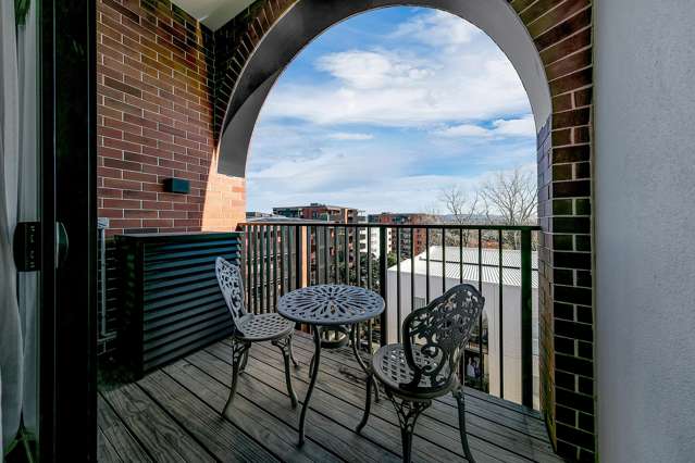 Best Apartment Best Price in complex?!