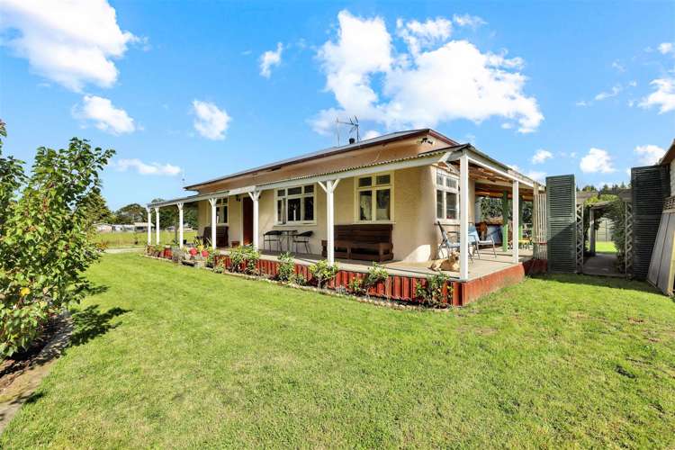 17 Wilkinsons Road Chertsey_18