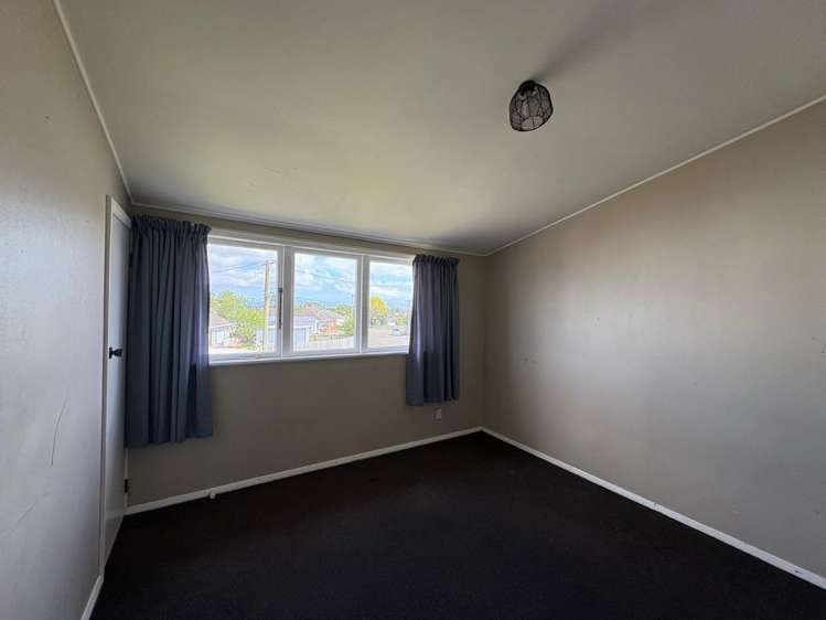 12 Miro Street 10516_6