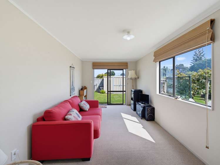 202 Whirinaki Road Bay View_29