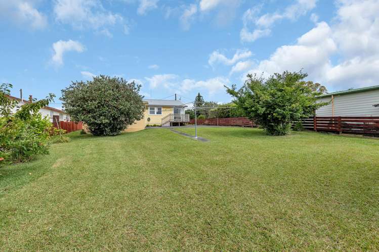 20 Alamein Avenue Onerahi_19