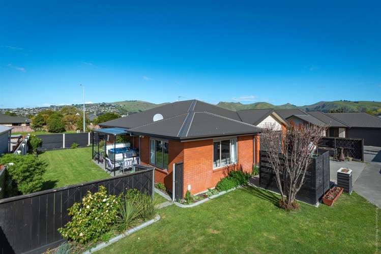 14 Saint Peters Close Woolston_19