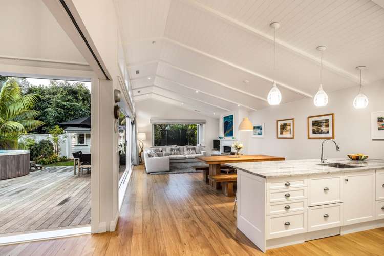 46 Church Street Devonport_11